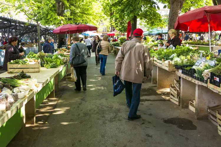 What Is a Farmers Market